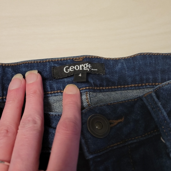 George Bermuda Jean Shorts Size 4 - Picture 3 of 5